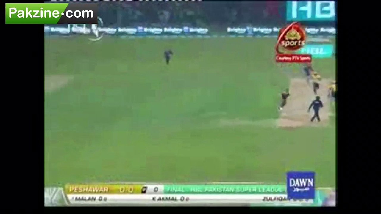 Imran Khan served with legal notice over his derogatory remarks about PSL players