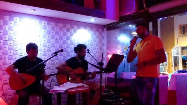 Ahmet Kaya Kafama Sıkar Giderim ( Ersin Baris )