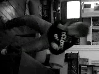 moi faisant de la tecktonik ( pas entiere )