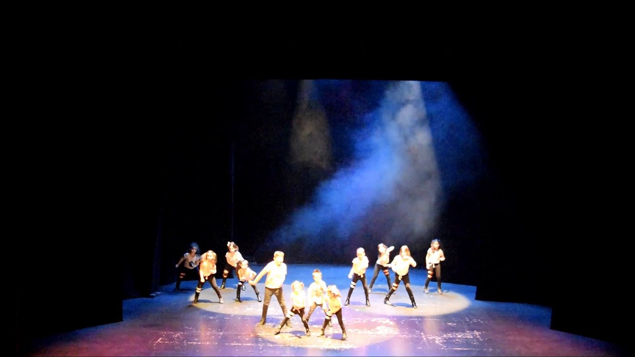 BABYS DANCER : WORK ( ADRIS RUBIO)