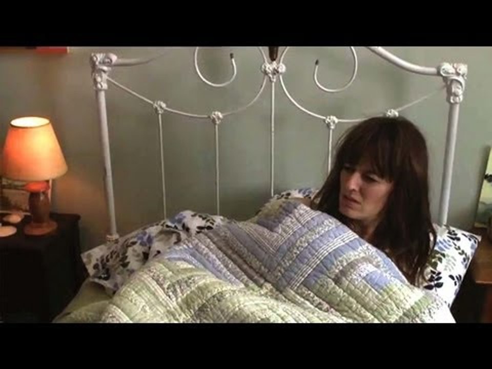 [Extrait] Ma meilleure amie, sa soeur et moi : "A la recherche de la capote perdue"