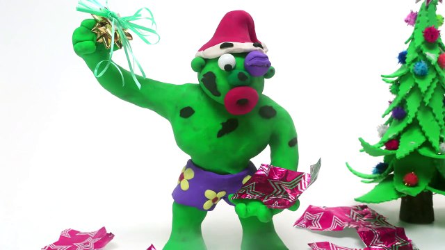 Hulk McDonald's Heart Attack! Fast Food Superheroes in Real Life Play Doh Animations-9QpyBgdXBuU