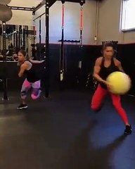 AMAZING BEST FRIEND WORKOUT