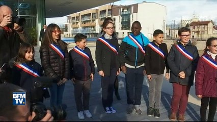 François Hollande fait campagne sur le terrain pour combattre le Front national