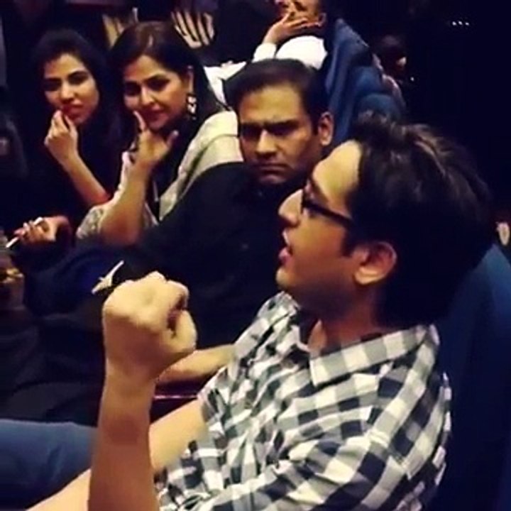 Shafaat mimics Atif Aslam the exact same way Shafaat Ali