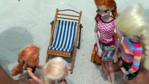 CRAB Encounter! Toddlers ELSA & ANNA at Beach - Afraid of CRABS - Mystery Treasure - Shopk