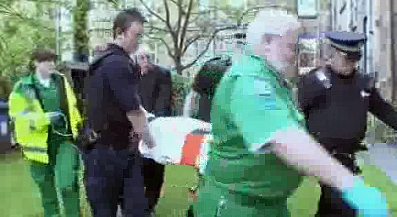 UK Border Force S01E03