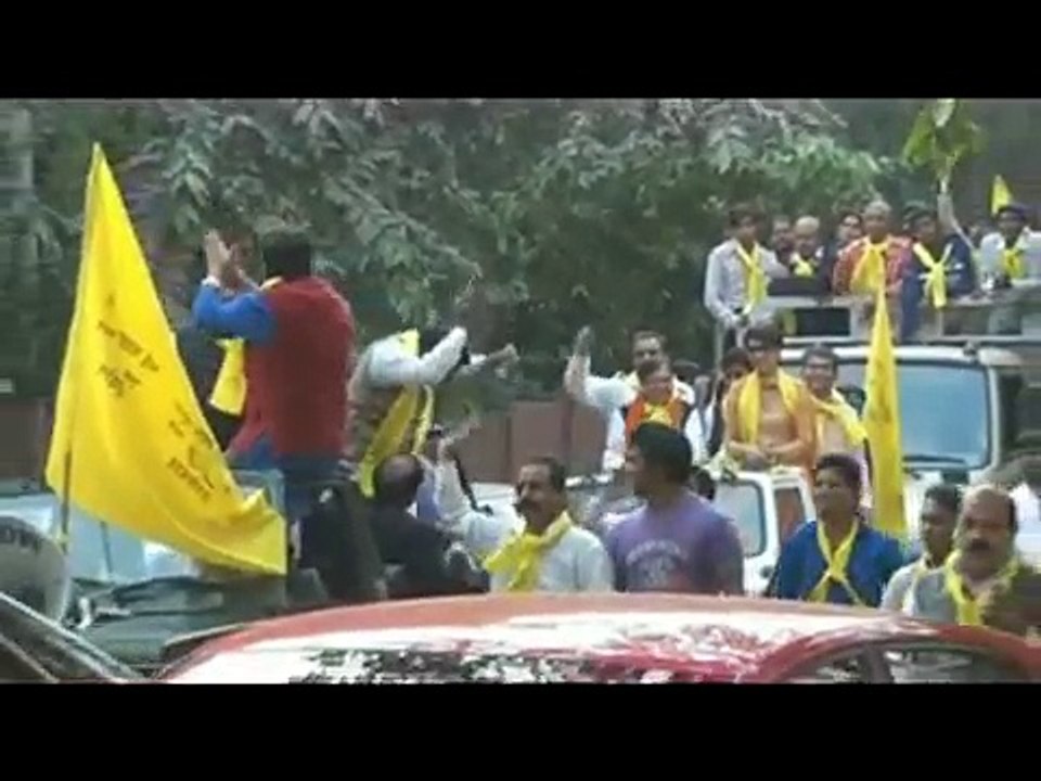 Miss World Yukta Mukhi Rally to Support Independent Candidate in Delhi Election