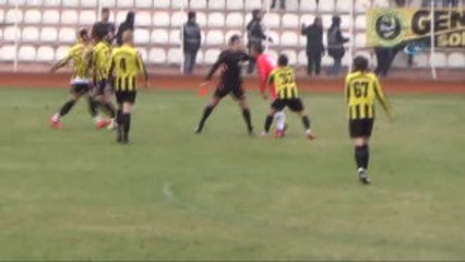 Yozgat'ta Amatör Küme Maçında Saha Karıştı