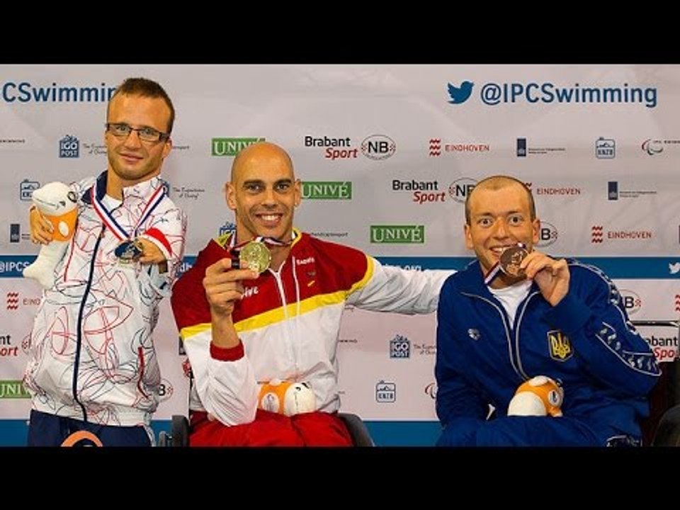Men's 50m freestyle S4 | Victory Ceremony | 2014 IPC Swimming European Championships Eindhoven