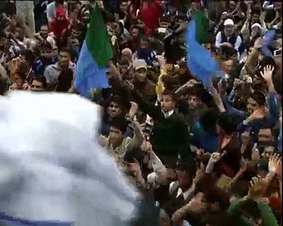 Pakistan Flag Hosted In Gilani and Masrat 's Rally at Jammu And Kashmir in India