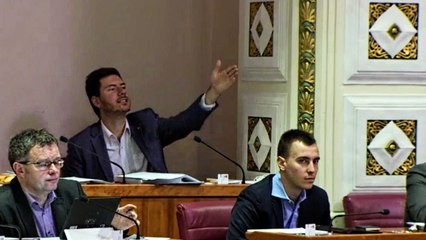 Pernar viče na Reinera... Nova opomena