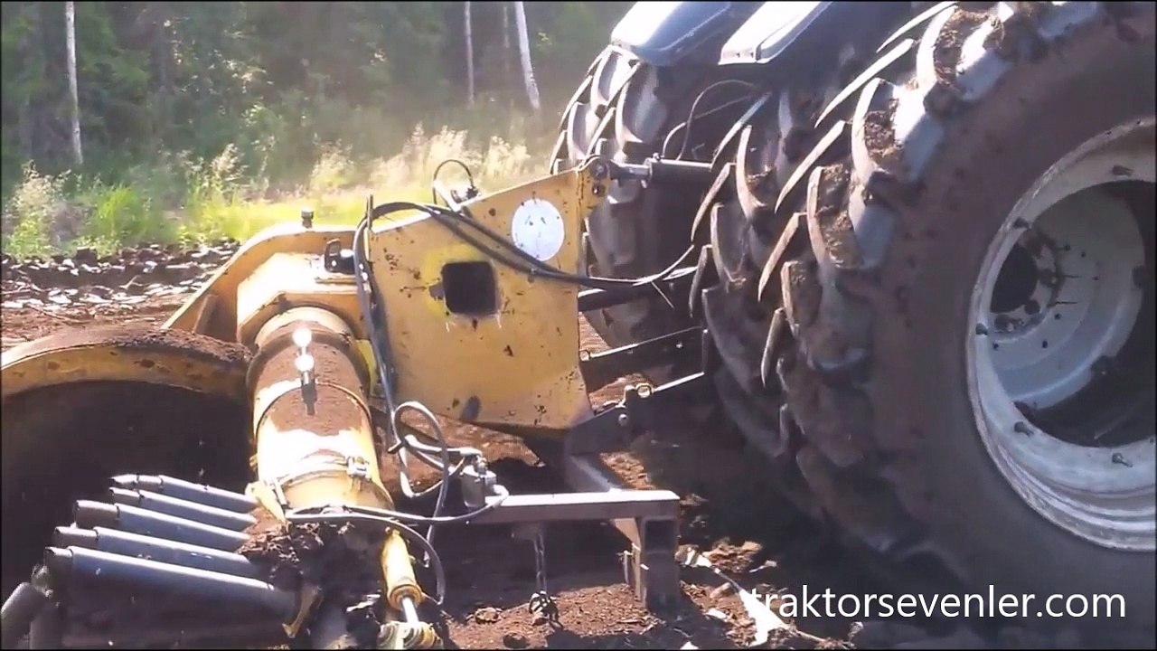 Valtra Tractor