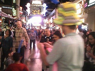 Las-Vegas... Fremont... 7...