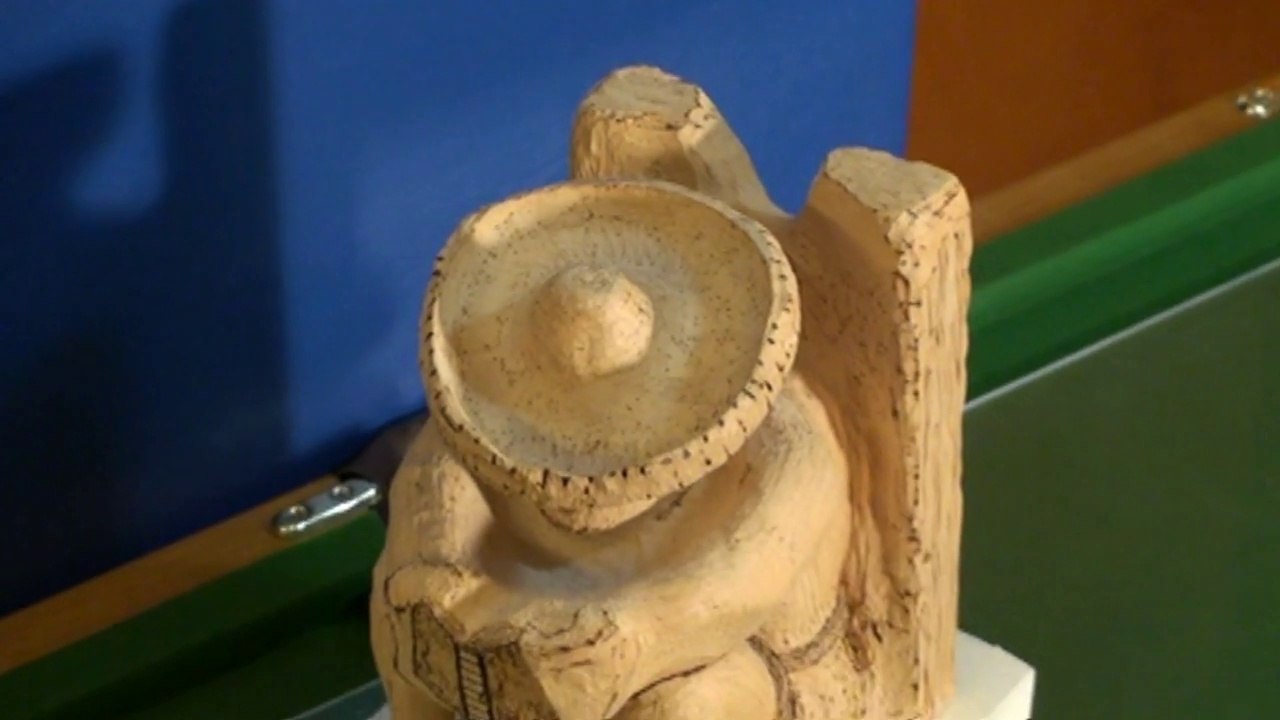 Lire - Rêver - Siester. Sculpture.