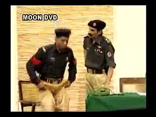 Funny Stage Drama Sohail Ahmad, Iftikhar Thakur, Amanat Chan on fire - YouTube
