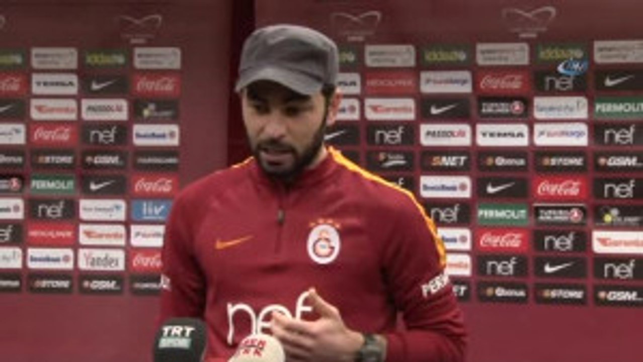 Selçuk İnan: "Futbol Sahada İleriye Pas Atarak İleriye Gitmez"