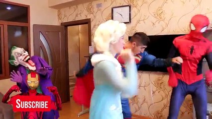 Frozen Elsa & Spiderman Buried Upside Down! w/ Joker Anna Spidergirl Hulk Snow White! Supe