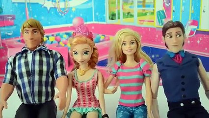 下载视频: Barbie nas Olimpiadas com Gabriel, Tommy, Luiza e Anna Frozen!!! Em Portugues Tototoykids