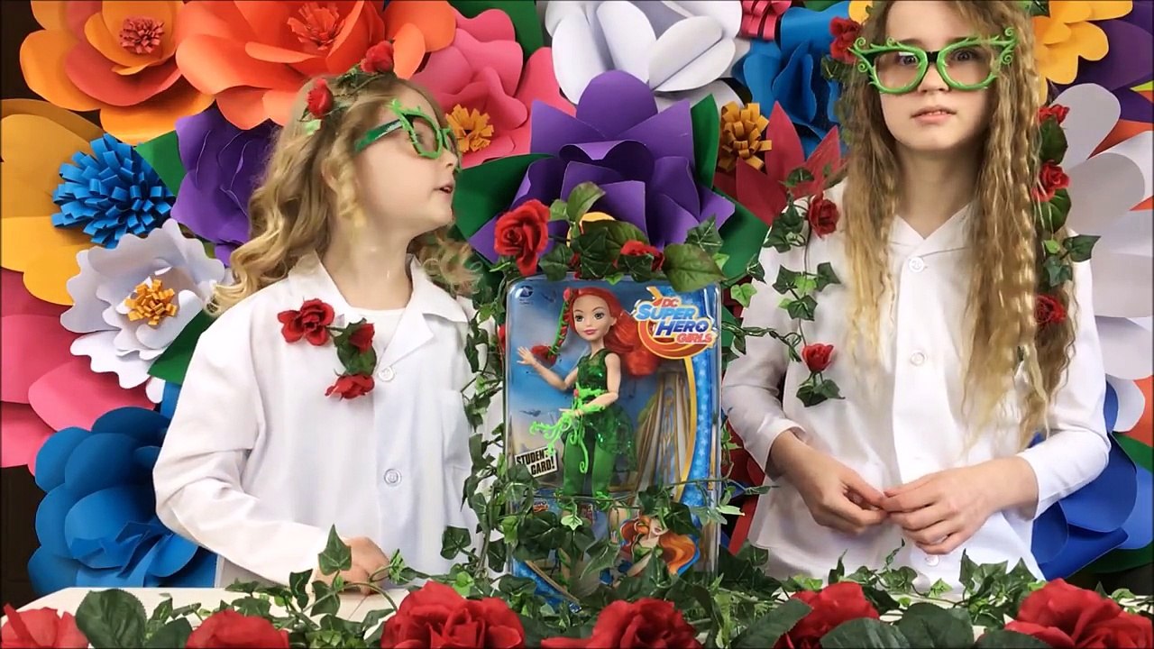 DC SUPER HERO GIRLS - Poison Ivy DC Comics Action Figure Doll Review-3Ci2qxJiVbo
