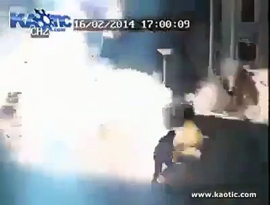 EXTRAÑO SUCESO