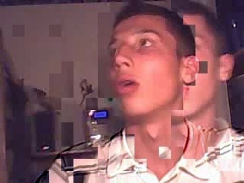 delire tous seul dans ma chambre lol le debile