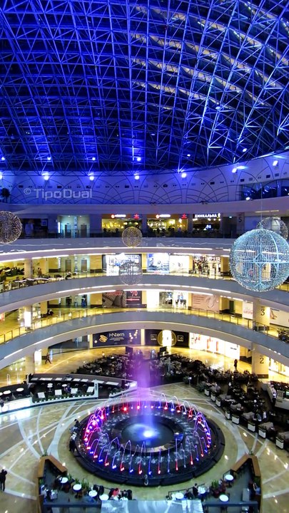 Musical Dancing Fountain - Industrial Revolution