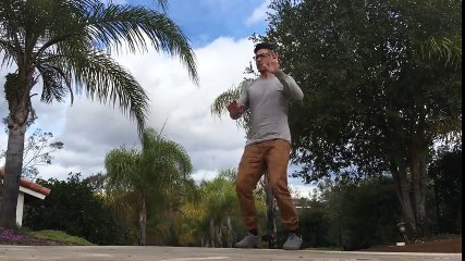 This dancer is not human - Amazing Freestyle Dance