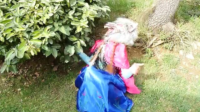 Анну Похитили Против Малефисента Заклинание! Ж/ Человек-паук и замороженные Эльза против оборотня! Смешно Superher