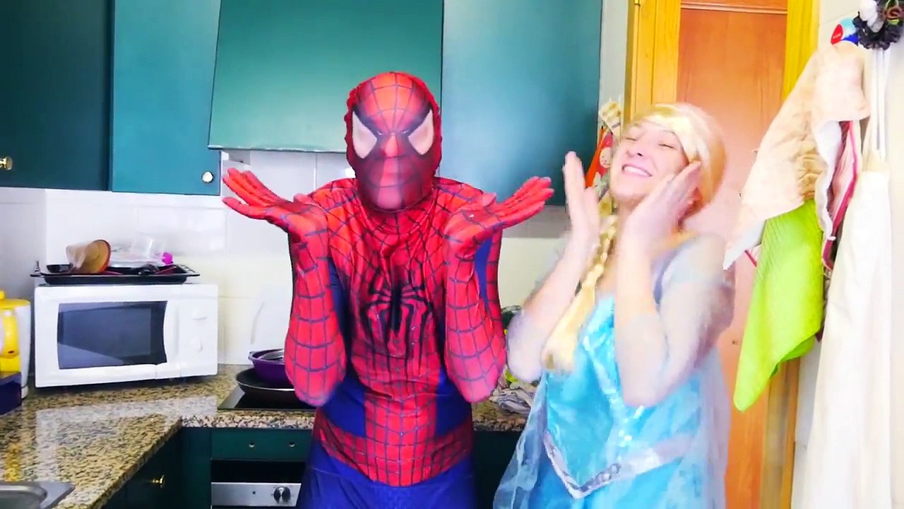 И становит пузырь цветной цвета Эльза замороженные жвачка джокер розовый Радуга заклинание человек-паук против вес вес вес в