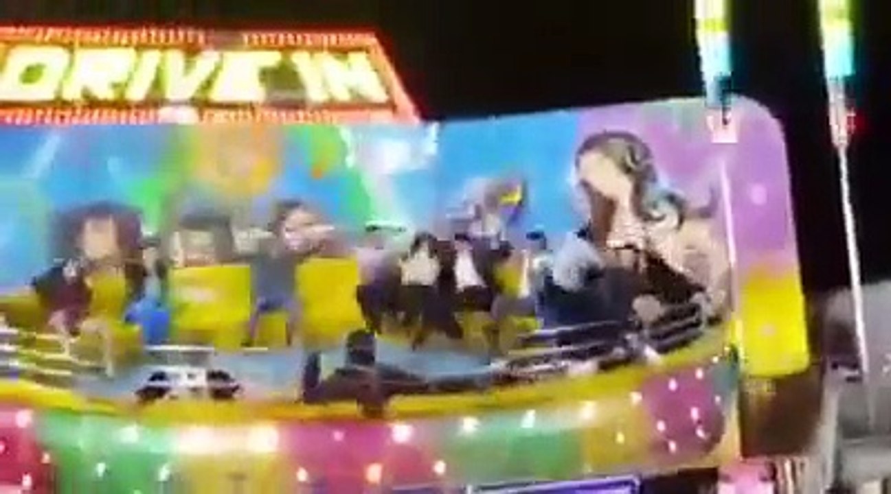 people falls from the ride . cant stop laughing