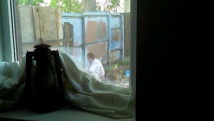 Тетя справляет нужду