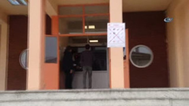 Öğrenciler Sınava Alınmadı, Veliler Tepki Gösterdi