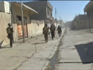 ইরাকে কারাগারে ৫'শ গণকবরের সন্ধান