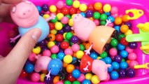 Baby Doll Videos For Children Learn Colors Peppa Pig Bath Time Playing With Colors Candy M