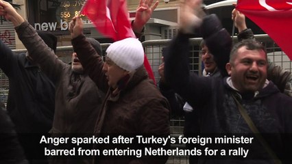 Protestors take down Dutch flag at Istanbul consulate: AFP