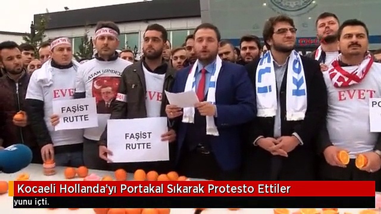 Kocaeli Hollanda'yı Portakal Sıkarak Protesto Ettiler