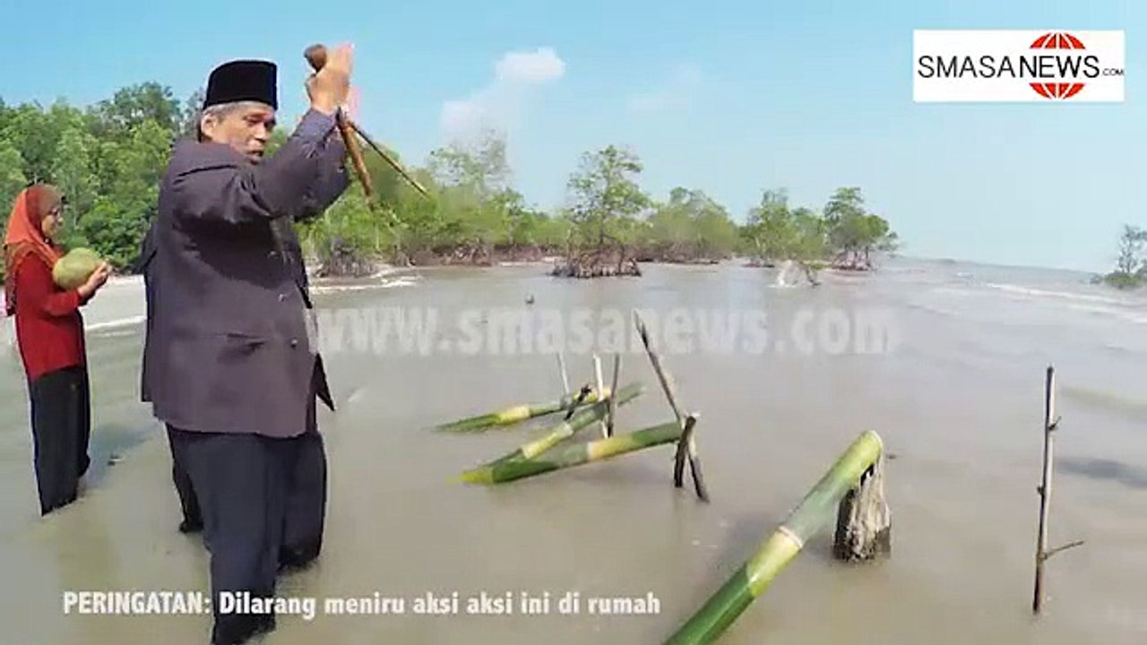 'Raja bomoh' guna meriam buluh untuk 'pagar' Malaysia