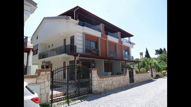 Didim Mavisehirde Denize 200 Metre Mesafede Lüks Yapılı Villa
