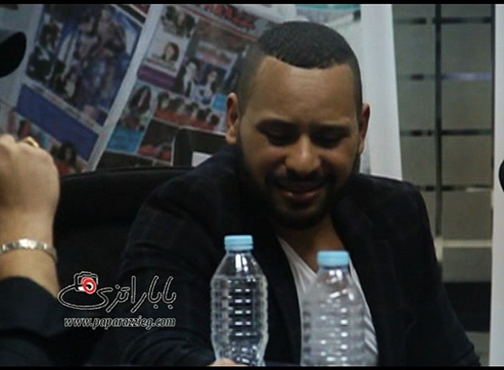 محمد الريفي يغنى "وحشوني الغاليين"