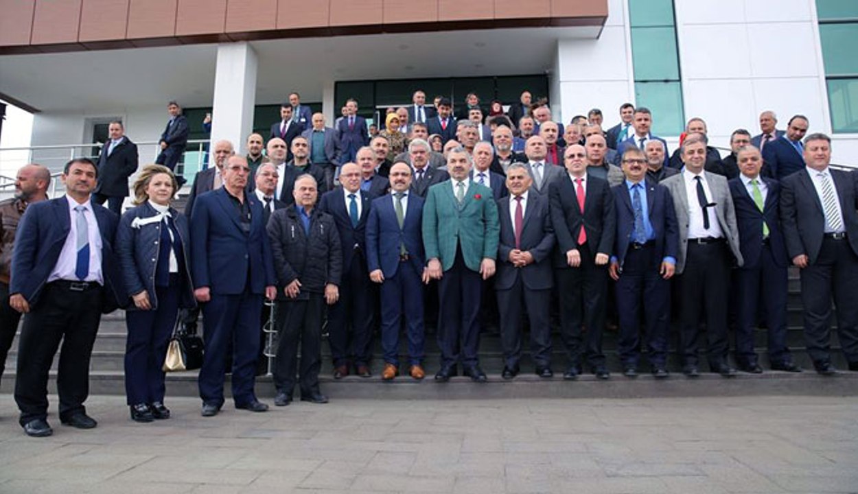 DOKTOR BAŞKANDAN 14 MART TIP BAYRAMINDA EN ANLAMLI HEDİYE