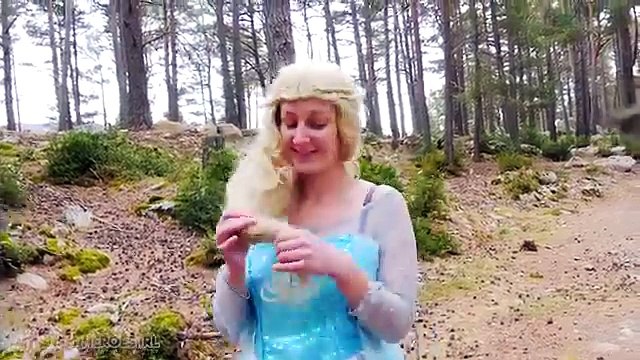 Джокер против человека-паука спасает Эльза замороженные! Человек-паук ж/ замороженные Эльза платье! Фильм супергерой в р