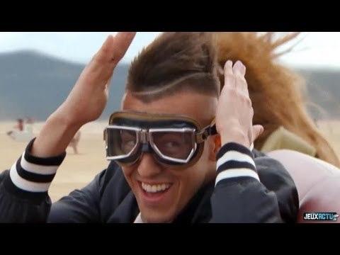 FIFA 14 Publicité Officielle VF (Avec Messi et Drake !)