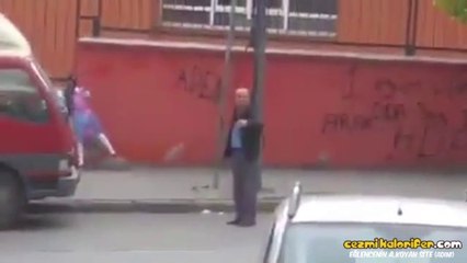 Çocukların Güvenini Boşa Çıkaran Koca Yürekli Adam