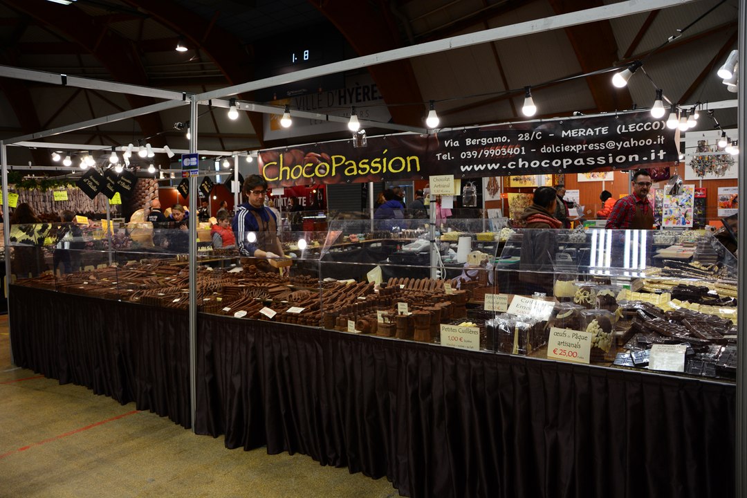 Chocolat vins & gastronomie Hyères 2017 - Video Travelling 01 - 720p