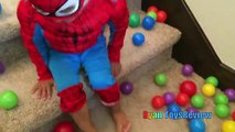 Человек-паук супергерой Халк шутки смешные Супергерои в реальной жизни в реальной жизни