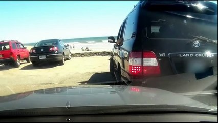DRUNK DRIVERS GO CRAZY - American, British and Russian Drivers On Wheels - Car Crash Compilation