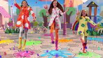 Moxie Girlz Raincoat Color Splash Commercial