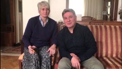 Helallik Isteyen Öğretmenlerine Ellerinde Çiçeklerle Gittiler (1) - Erzurum