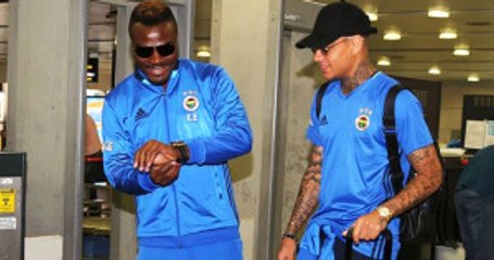 Fenerbahçeli Emenike ve Van der Wiel: Madem Oynatılmayacaktık, Neden Affedildik
